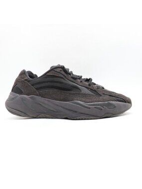 Mens Adidas Yeezy Black for Sale up to 90% Off: Poshmark Mens Adidas Yeezy Black for Sale up to 90% Off: Poshmark